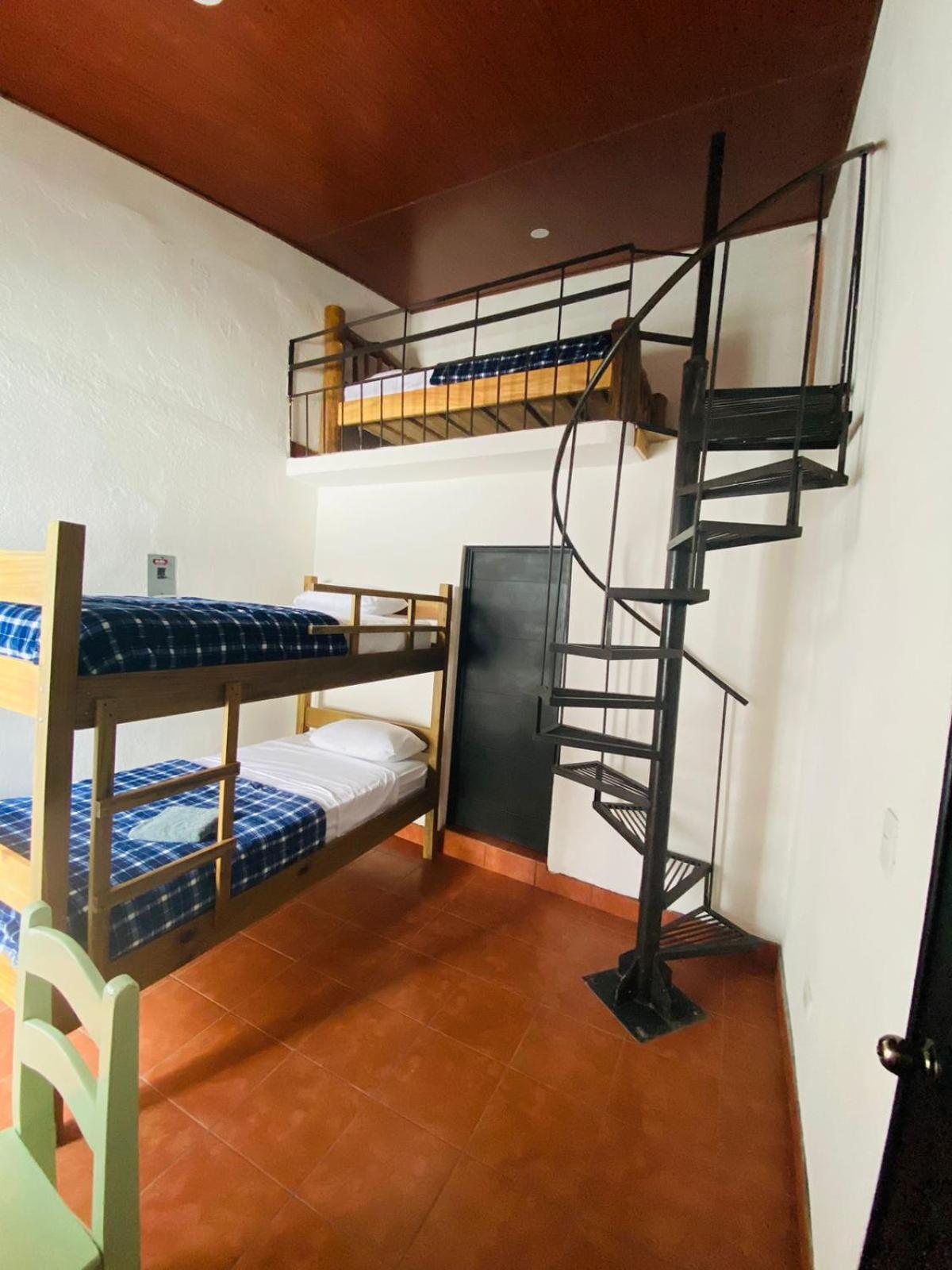 Hostal 17-52 Guatemala City Exterior foto